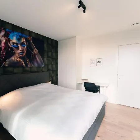 Sky Tower View With Parking By Interhome Apartamento