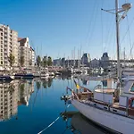 Sky Tower View With Parking By Interhome *