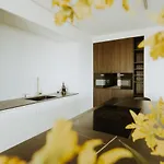 アパート Sky Tower View With Parking By Interhome *