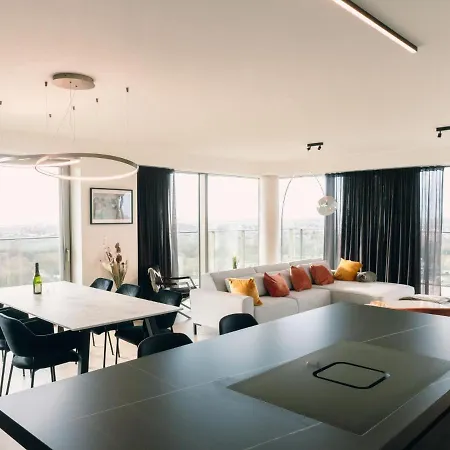 Sky Tower View With Parking By Interhome Appartamento