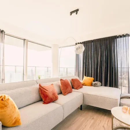 Lägenhet Sky Tower View With Parking By Interhome