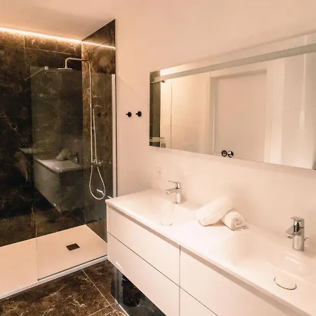 Daire Sky Tower One By Interhome